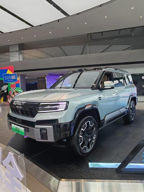 广州192比亚迪方程豹硬派越野的爆款，英菲尼迪35周年与你共成长